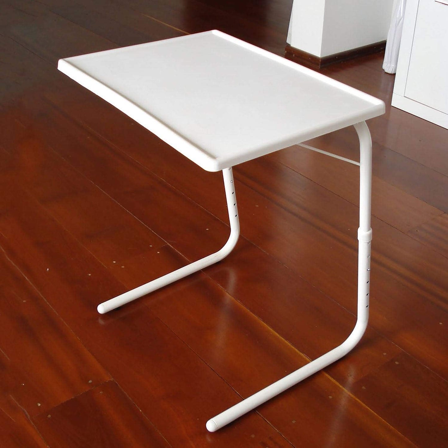 Mesa dobrável portátil Table Mate II - ajustável e leve